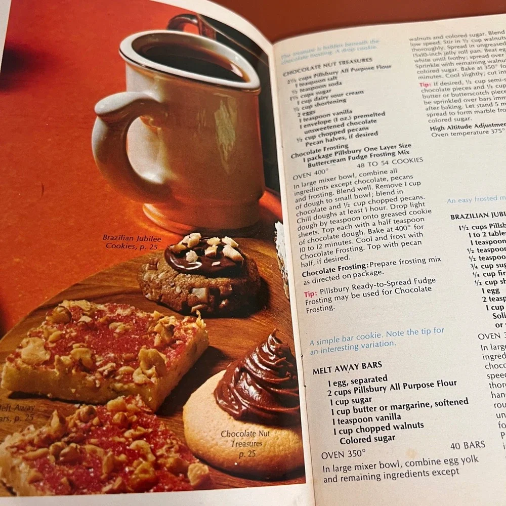 Vintage‎ Pillsbury Bake Off Cookie Favorites Cookbook Recipes Booklet Softcover